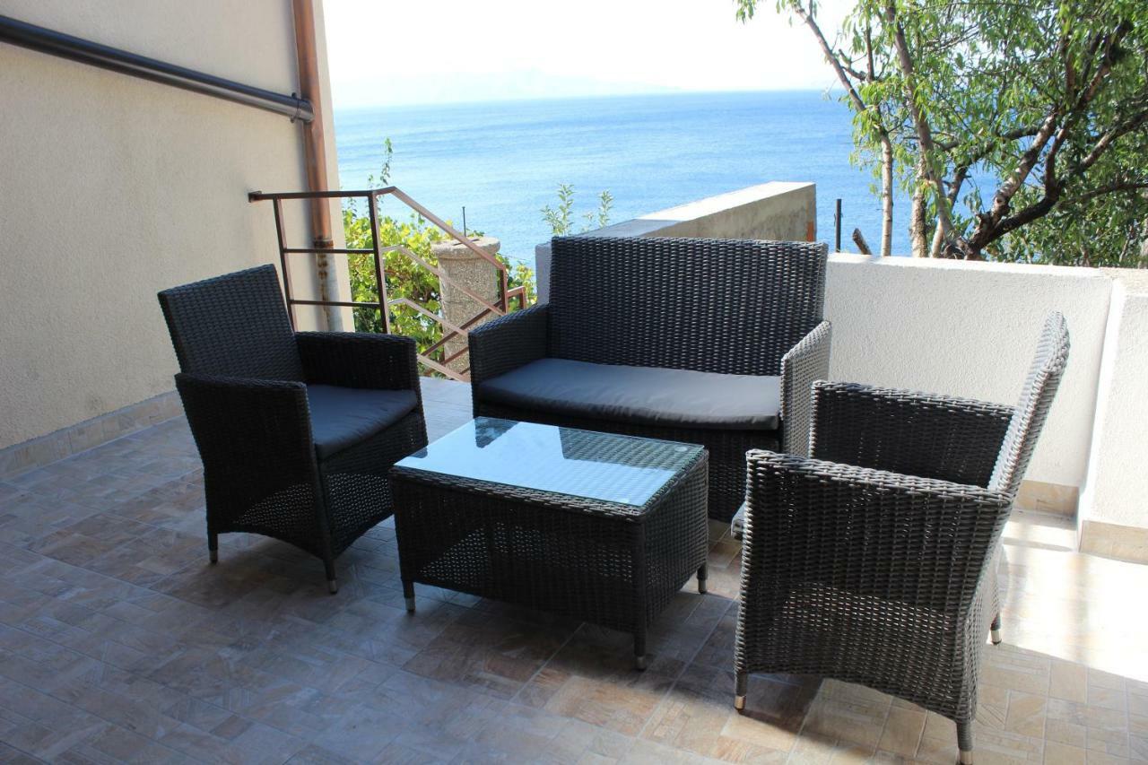 Apartman Helena เซนญ์ ภายนอก รูปภาพ